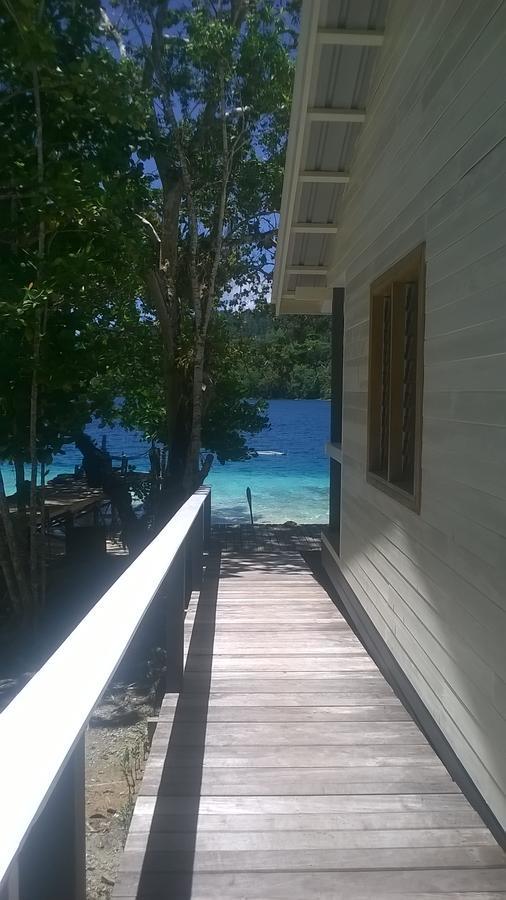 Evis Resort At Nggatirana Island Halisi Eksteriør billede